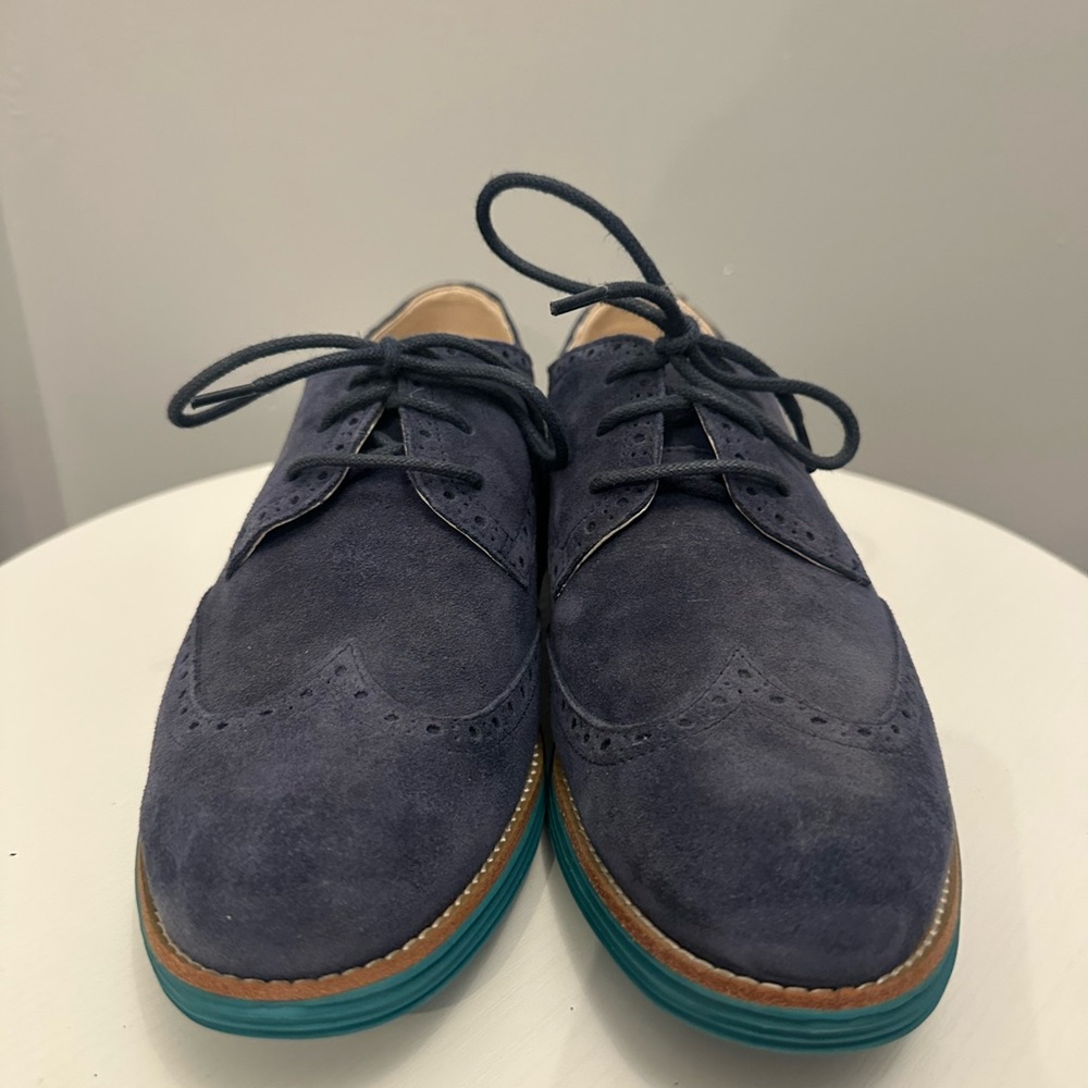 Like New Cole Haan  Navy Suede Wingtip Derby Shoes with Teal Sole. Women’s 11B